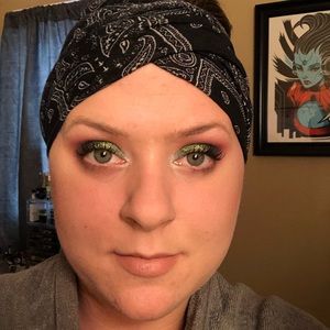 Meet your Posher, Krystal